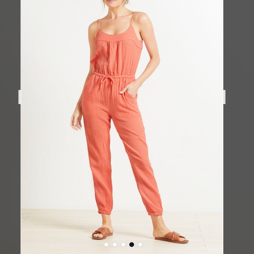 Evereve Coral Sleeveless Jumpsuit